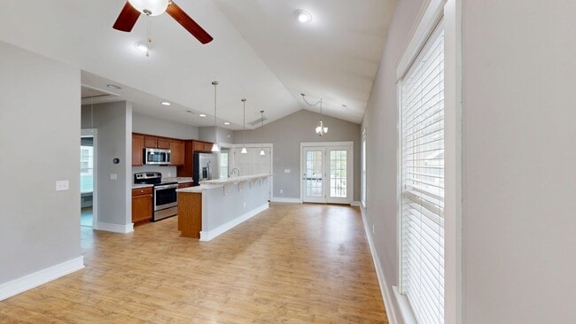 Building Photo - 803 Lindsey Ln