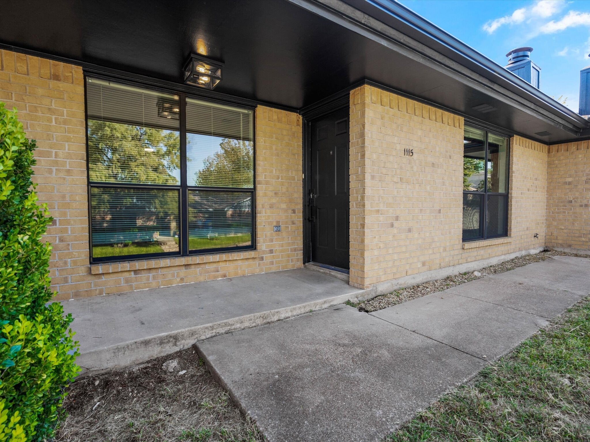 Building Photo - 1115 S Rusk St