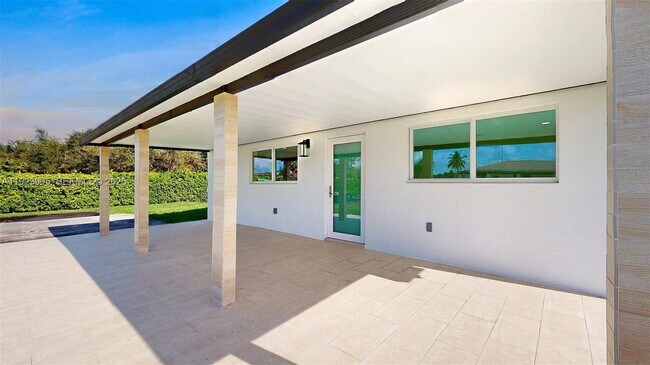 Building Photo - 3801 SW 132nd Ave