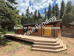 Building Photo - "Charming 2-Bed Hideaway in Conifer – Cozy...