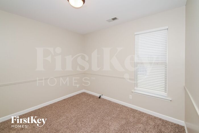 Building Photo - 1254 Easterwood Blvd