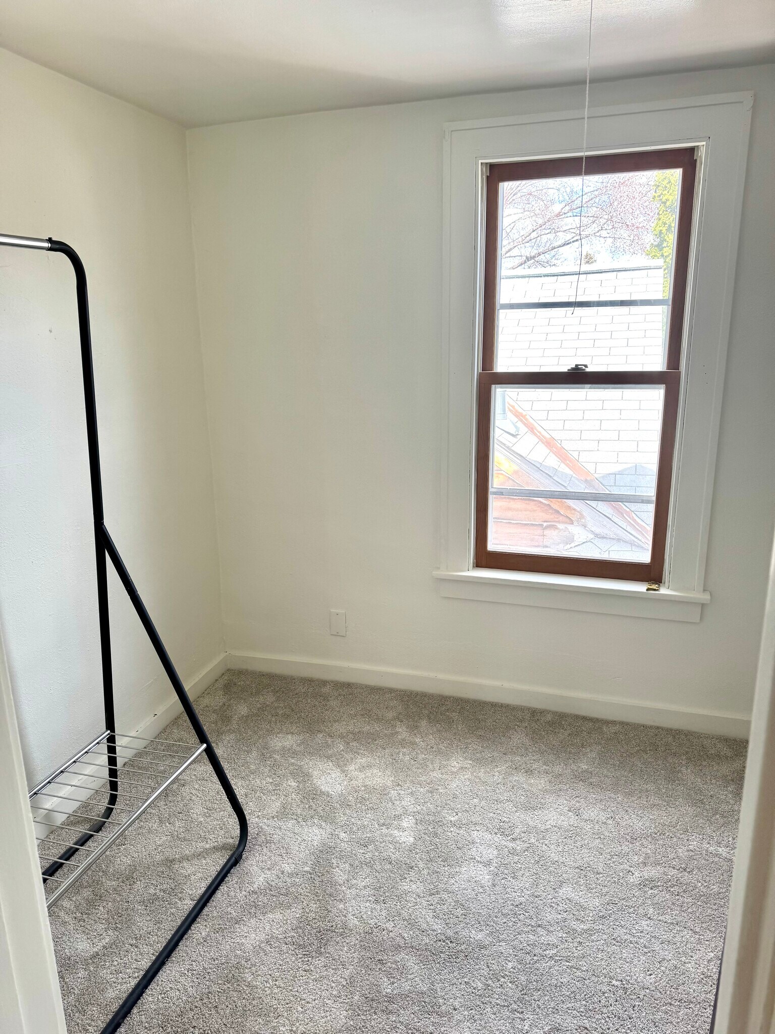 Building Photo - 3111 Arthur St NE