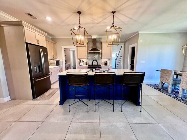 Building Photo - Gorgeous Home on Walkers Ferry Lane in The...