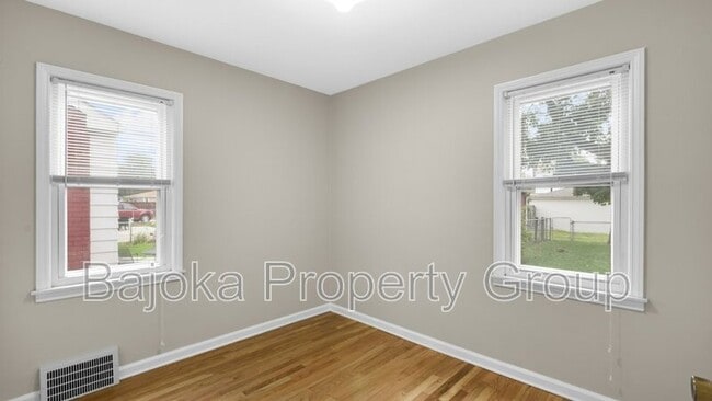 Building Photo - 1163 17th St