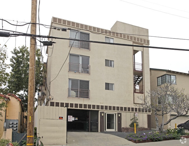 Building Photo - 281 Macarthur Blvd