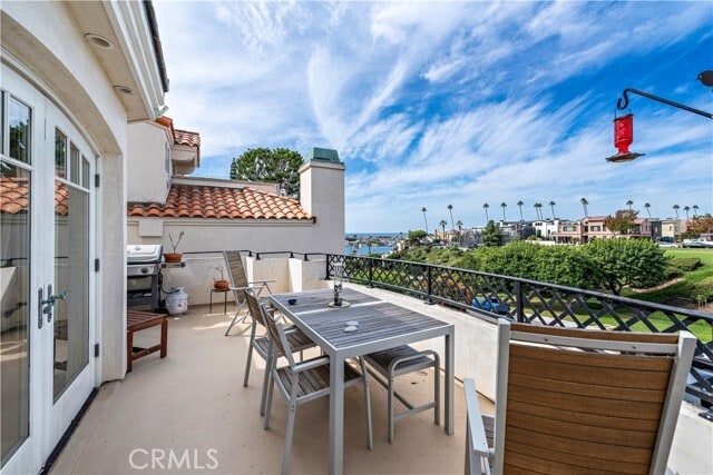 Building Photo - 414 Carnation Ave