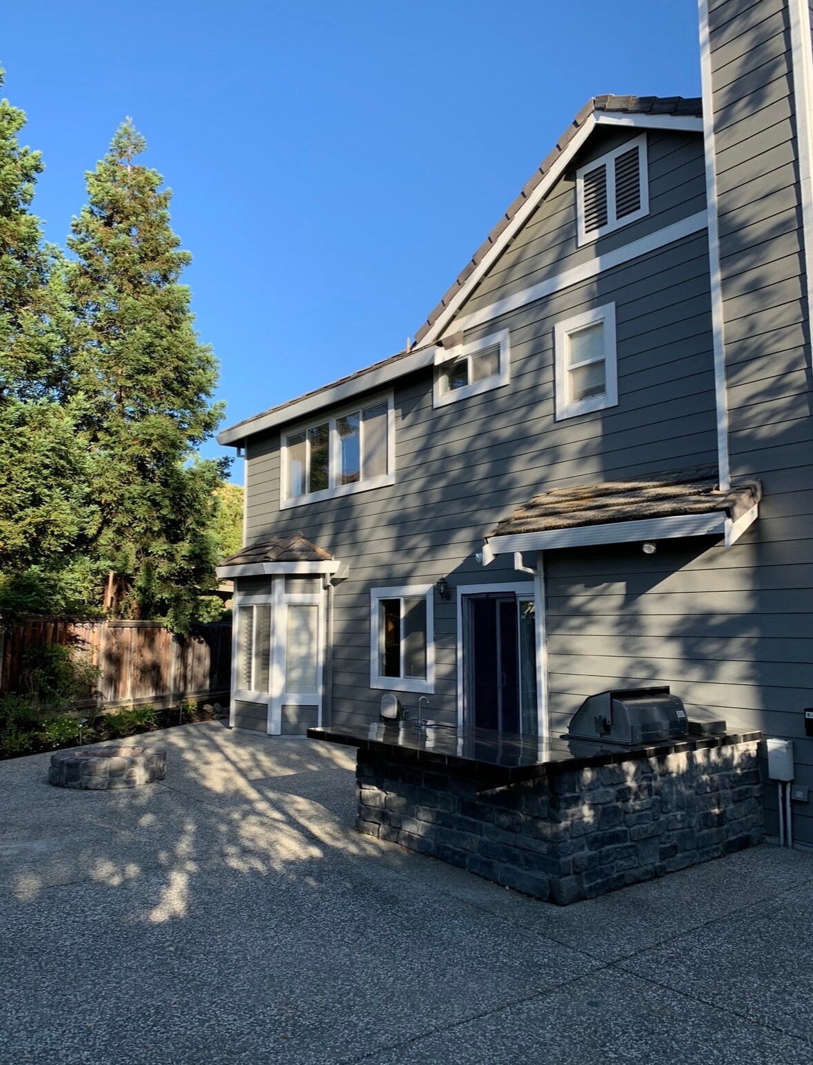 Building Photo - 121 Gold Rush Ct