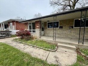 Building Photo - 8821 McNulty Dr