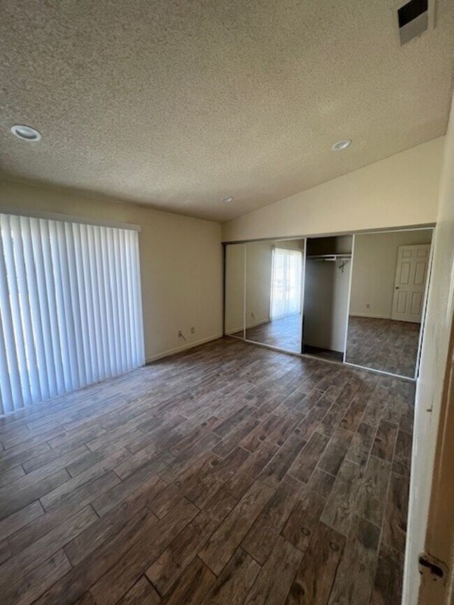 Building Photo - 26595 Voyage Ln