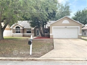 Building Photo - 2486 W Moonlight Ln