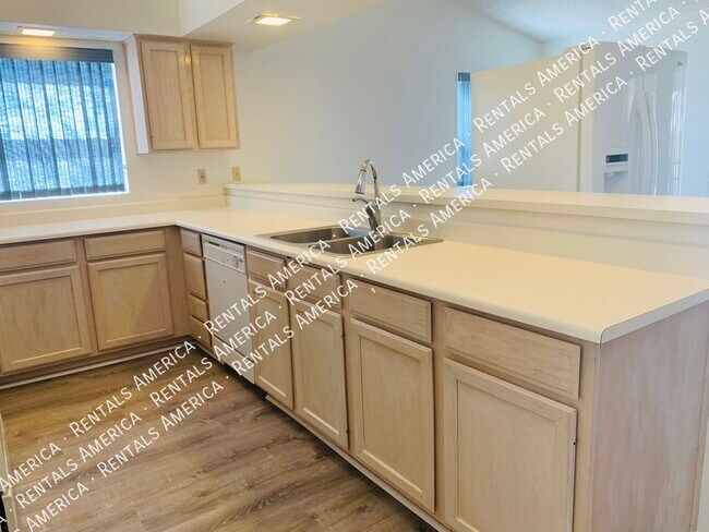 Building Photo - 12240 S 45th St