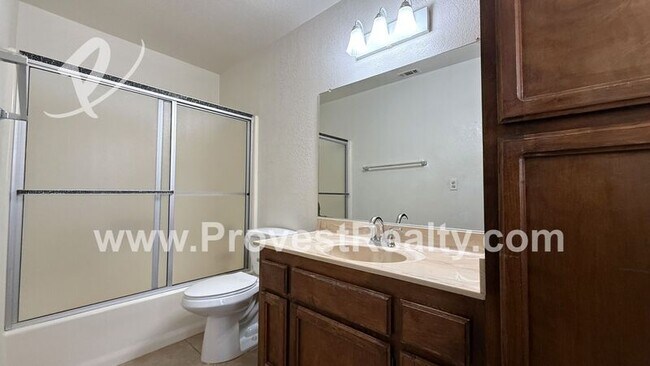 Building Photo - 12780 Redwing Rd