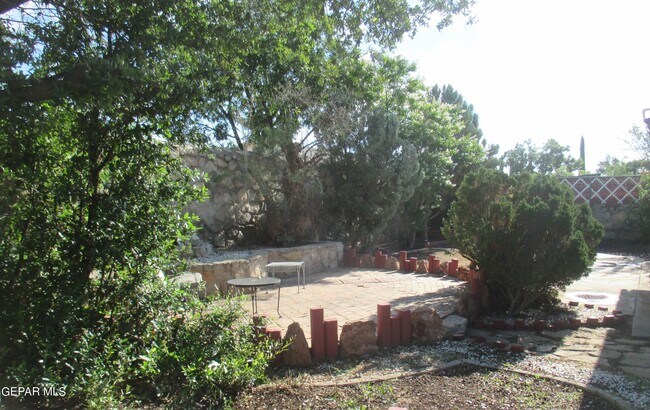 Building Photo - 4425 Gen Maloney Cir