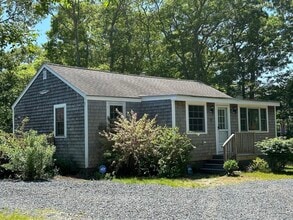 Building Photo - 15 Pine Rock Rd