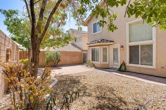 Building Photo - Beautiful 3-Bedroom Home In Summerlin!