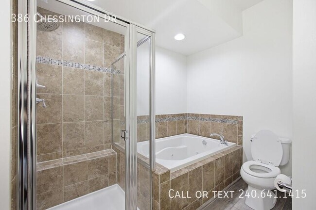 Building Photo - 386 Chessington Dr