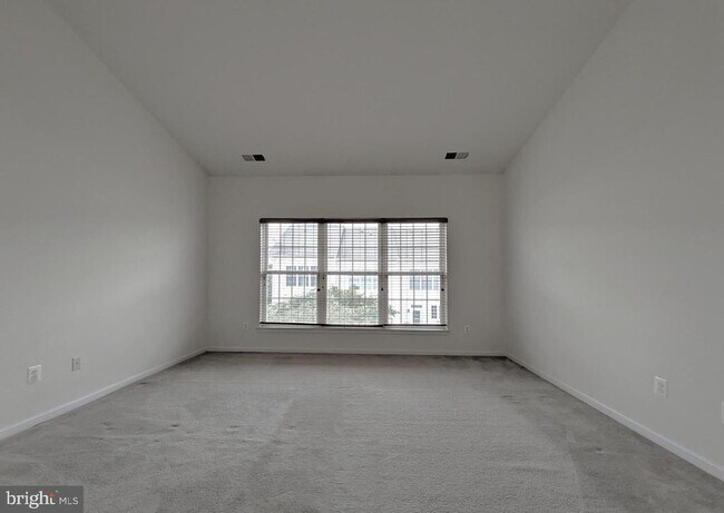 Building Photo - 25015 Riding Center Dr
