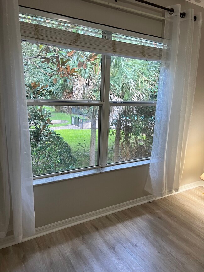 Building Photo - 5156 Regatta Dr