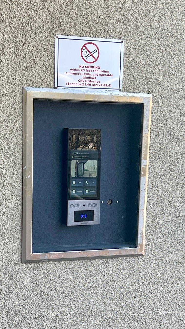 Building Photo - 2255 Showers Dr