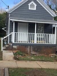 Building Photo - 619 E Solomon St