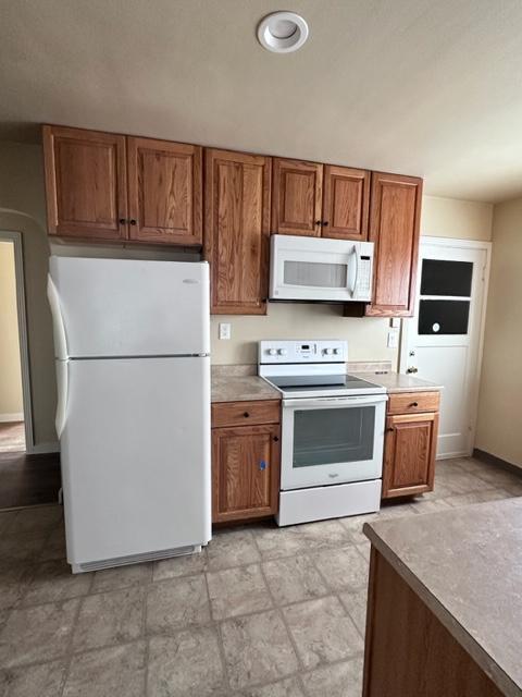 Building Photo - 1042 7th St NW