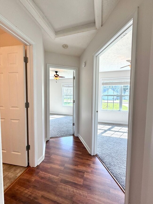 Building Photo - 1407 Scrub Oak Drive