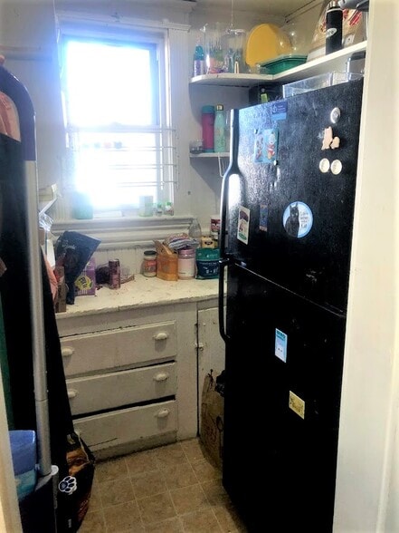 Building Photo - 19 Arden St