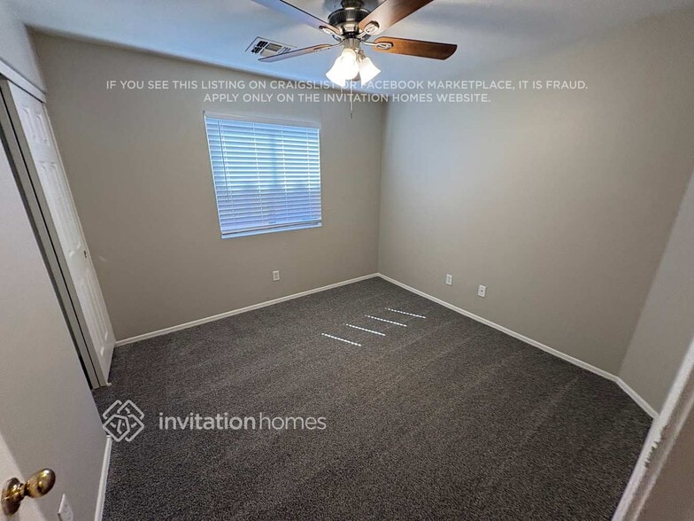 Building Photo - 12470 W Redfield Rd