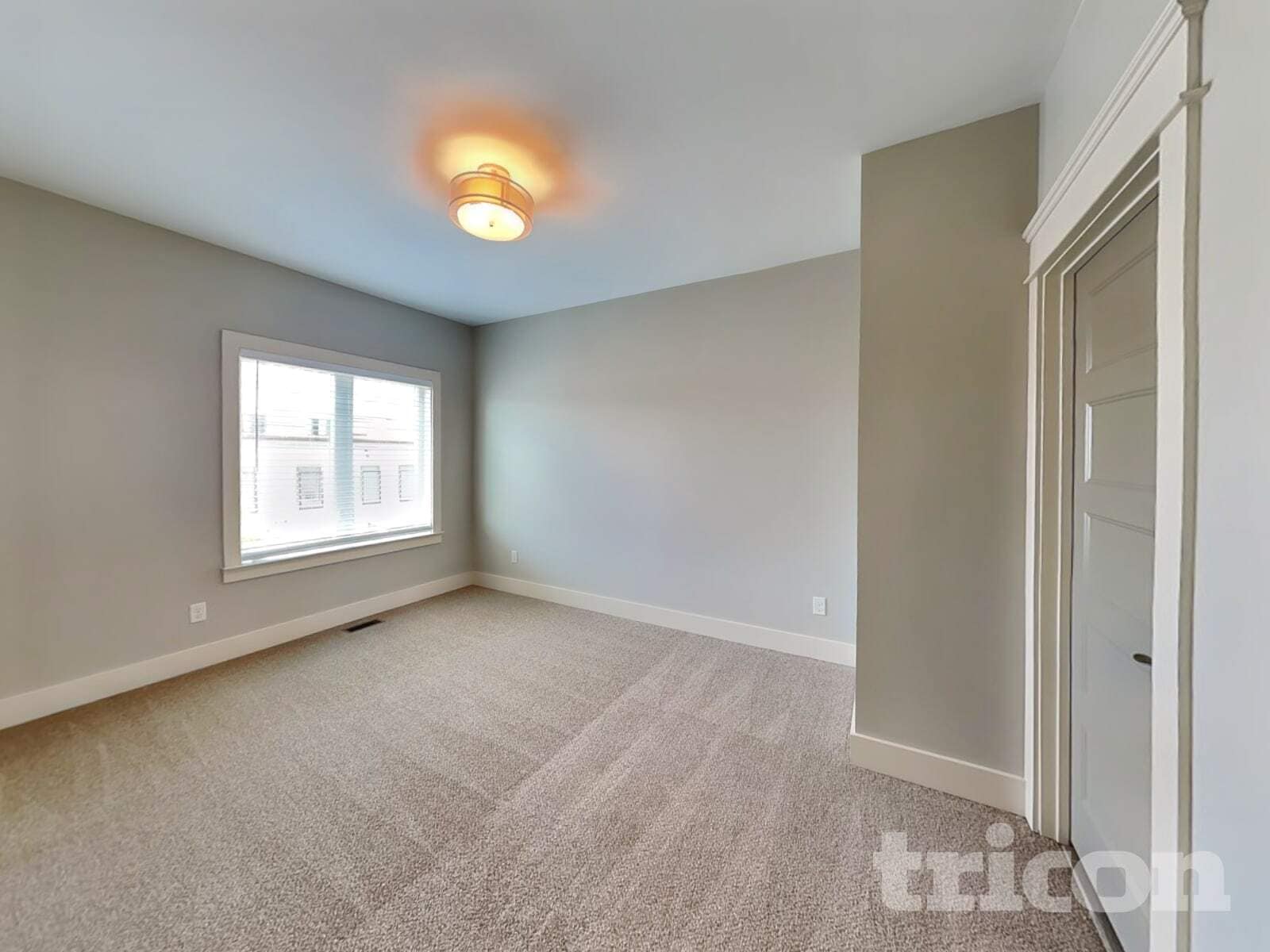 Building Photo - 1216 Hillwood Private Cove