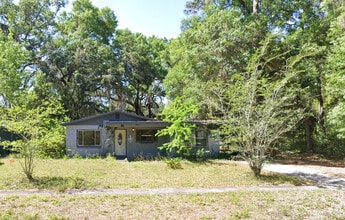 Building Photo - 604 Evans St