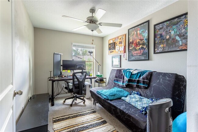 Building Photo - 23265 Willow Glen Way