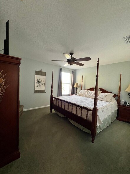 Building Photo - 217 Berenger Walk