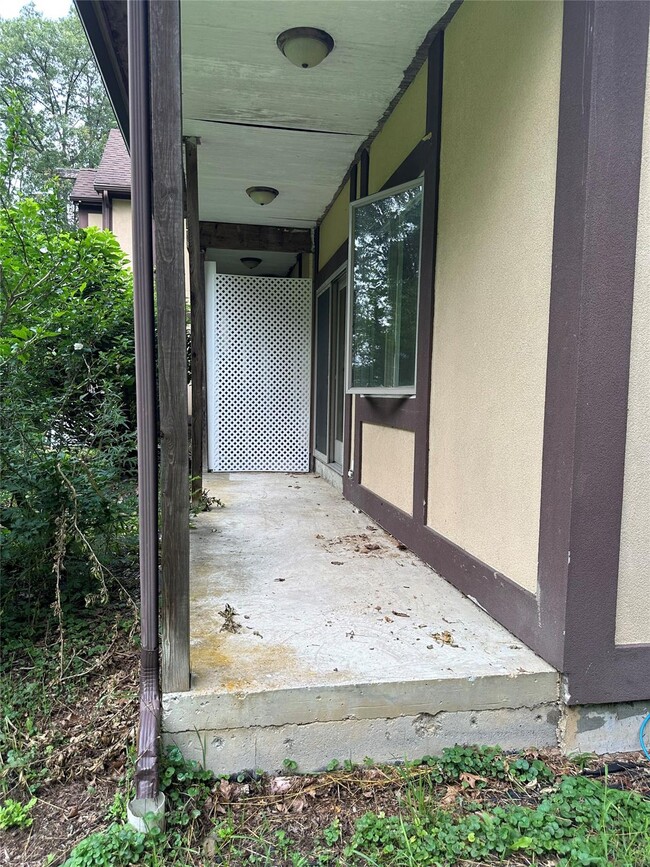 Building Photo - 8 Old Appalachian Trail