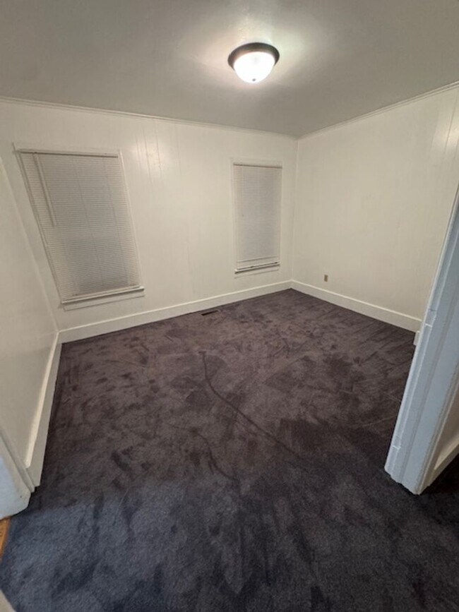 Building Photo - 2nd Ave NW Tripoli