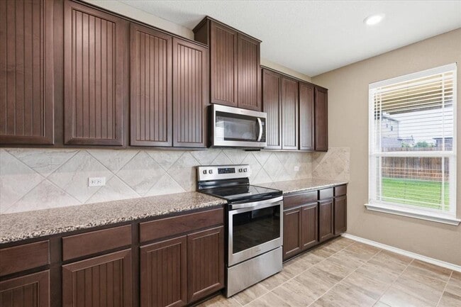 Building Photo - 1006 Toltec Trail