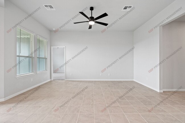 Building Photo - 3 Bedroom, 2 Bathroom, Southside of Temple