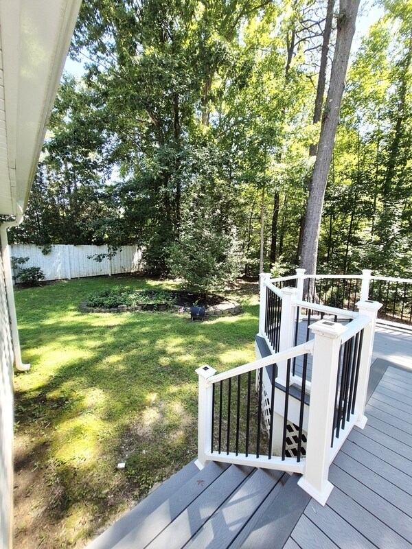 Building Photo - 9019 Double Tree Ln