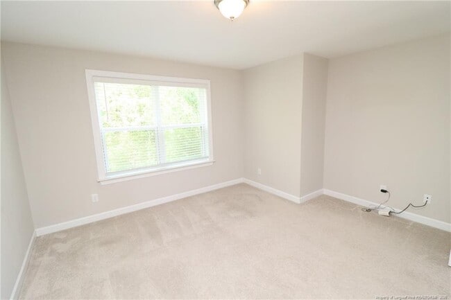 Building Photo - 240 Mystwood Hollow Cir