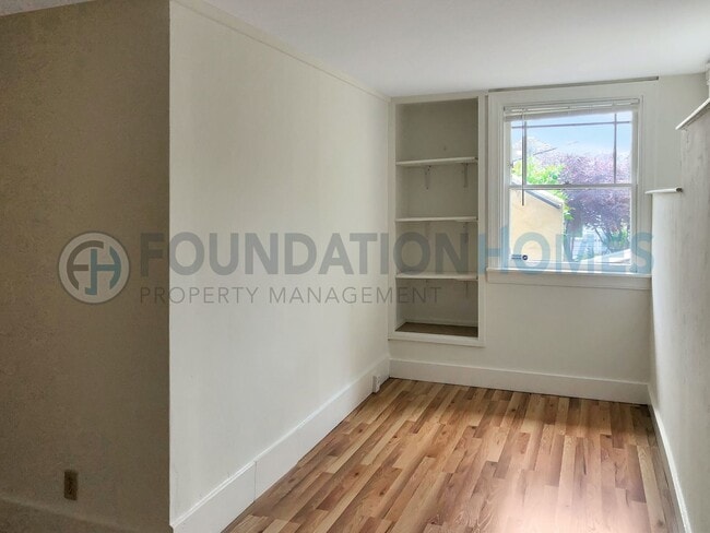 Building Photo - 428 Napa St