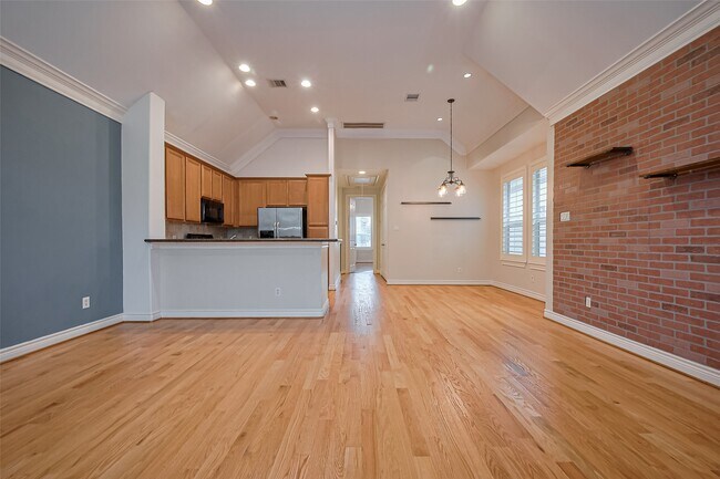 Building Photo - 2624 Starboard Point Dr