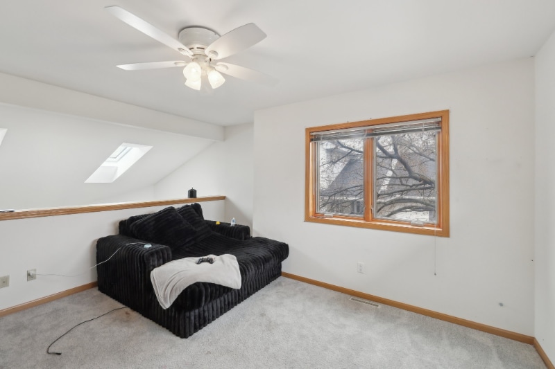 Building Photo - 1216 N High Point Rd