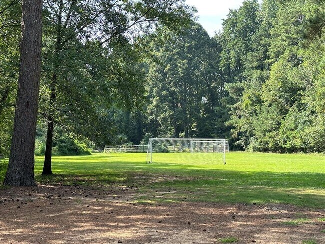 Building Photo - 10570 Turner Rd