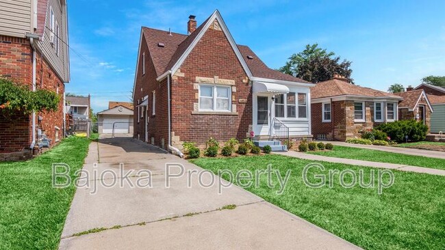 Building Photo - 1074 Moran Ave