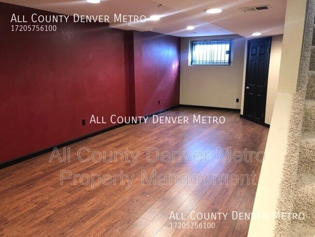 Building Photo - 380 Elati St