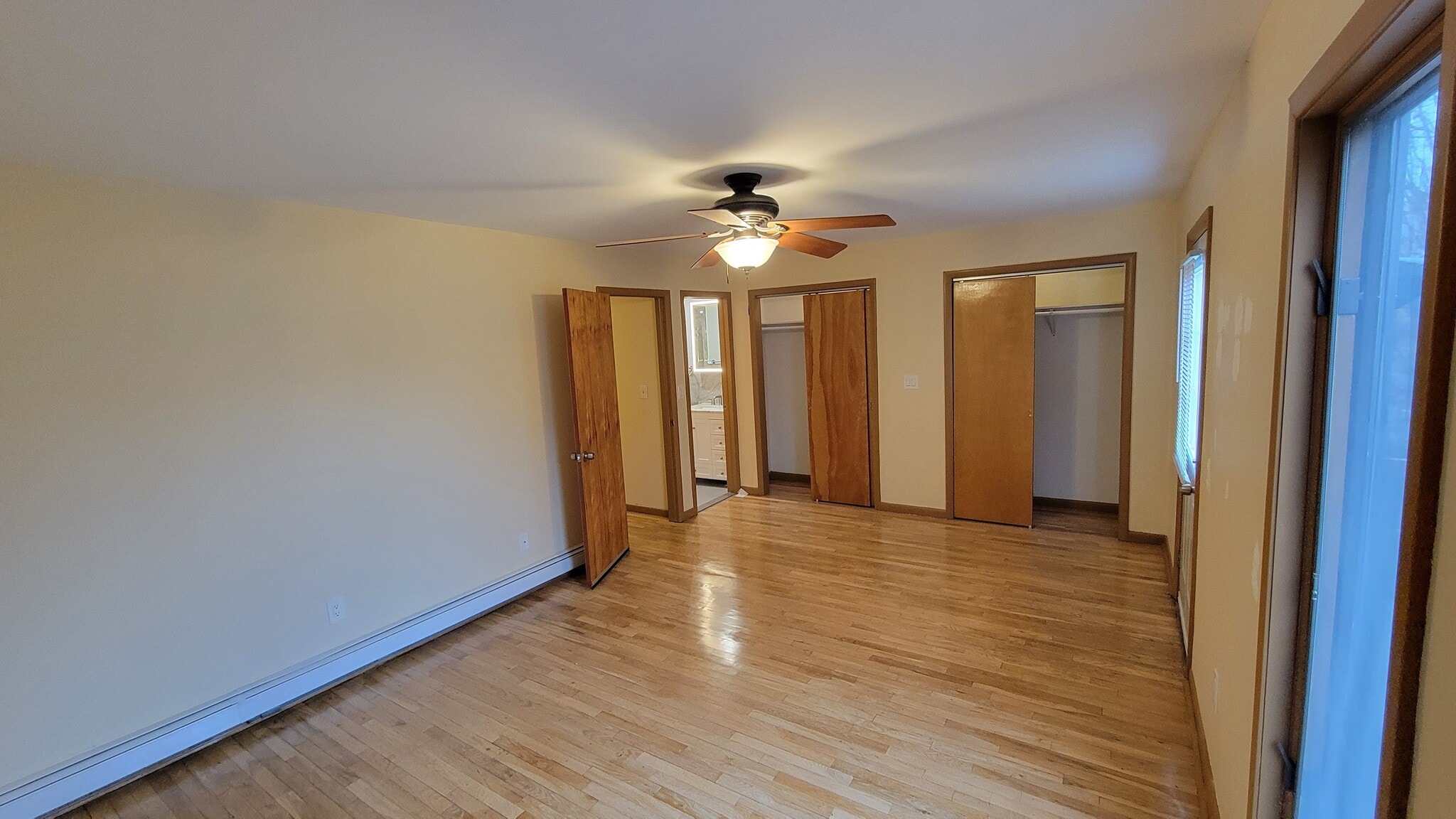 Building Photo - 213 69th St