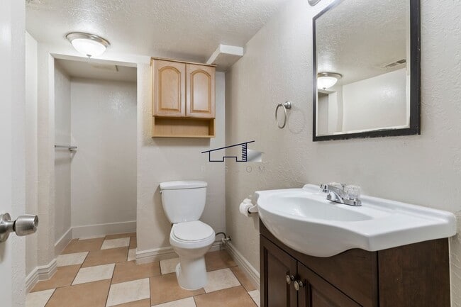 Building Photo - ? For Lease in Ogden, Utah – 3 Bed | 2 Bat...