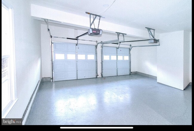 Building Photo - 21111 Deep Furrow Ct