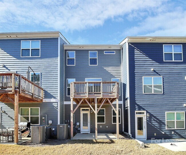 Building Photo - 10436 Glenmere Crk Cir