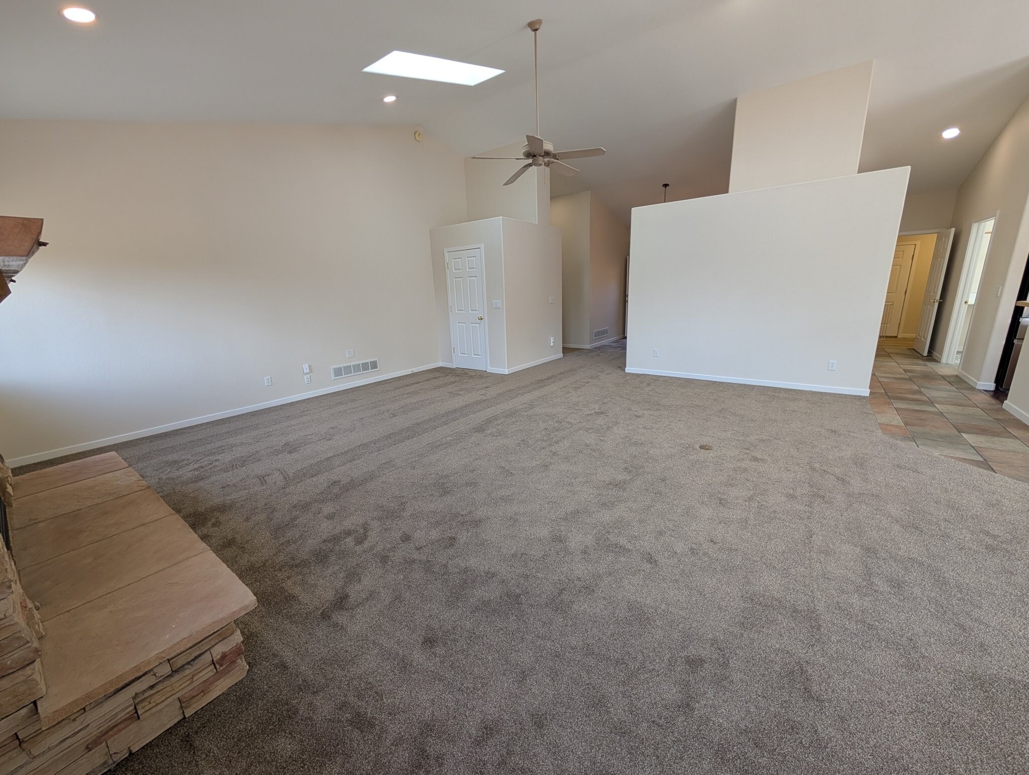 Building Photo - 5995 Burgess Rd