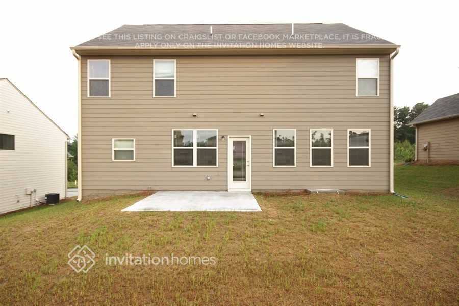 Building Photo - 3690 Brookhollow Dr